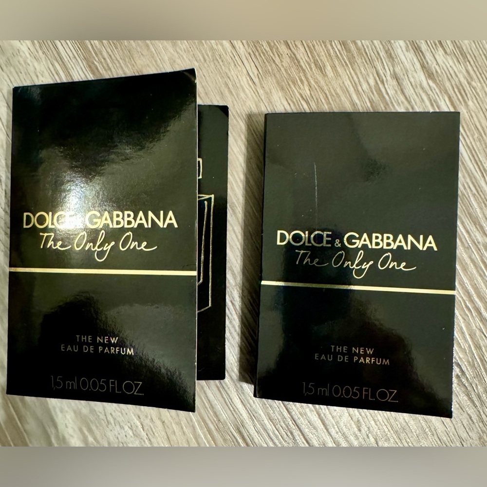 Dolce&Gabbana THE ONLY ONE Eau de Parfum Spray 1.5 ml/0.05 oz simple lot 2 piece
